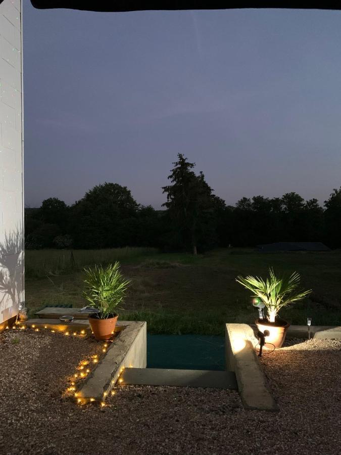 Ferienwohnung Sunny - Moderne Ferienwohnung Im Gruenen In Saarbruecken-West ภายนอก รูปภาพ