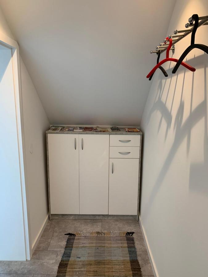 Ferienwohnung Sunny - Moderne Ferienwohnung Im Gruenen In Saarbruecken-West ภายนอก รูปภาพ